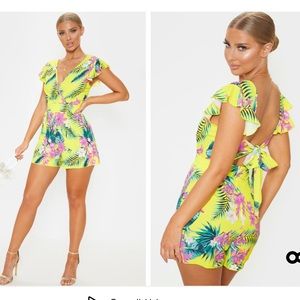 PRETTYLITTLYTHING TROPICAL PRINT WRAP ROMPER play suit sz 6 (us size) sold out